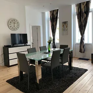 Modern First Floor Bruselas